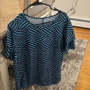 Brand New Never Worn 
SHEIN Black and teal/green Patterned Blouse